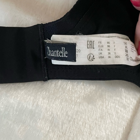 EUC Chantelle bra, size 36DDD 36F black, sheer looking. Lace. Lightly lined - Picture 3 of 3